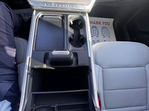 New 2025 Ford Expedition Max Platinum w/ Driver's Package image 23