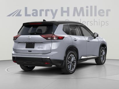 New 2026 Nissan Rogue Platinum w/ Tech Package