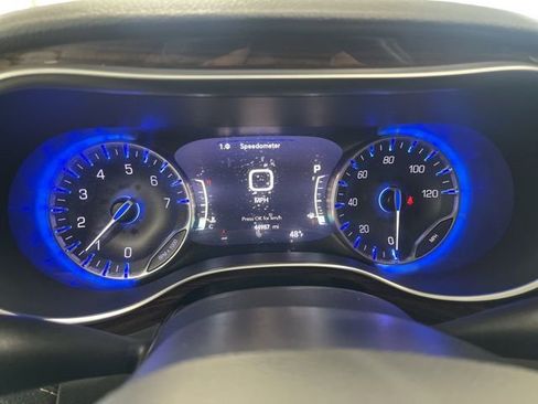 Used 2021 Chrysler Pacifica Limited w/ Premium & Safety Sphere Group AWD/4WD image 40