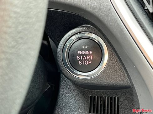 Used 2025 Mitsubishi Outlander Sport AWD image 25