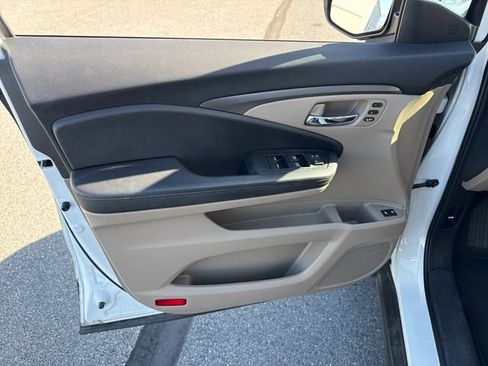 Used 2021 Honda Pilot EX-L image 25