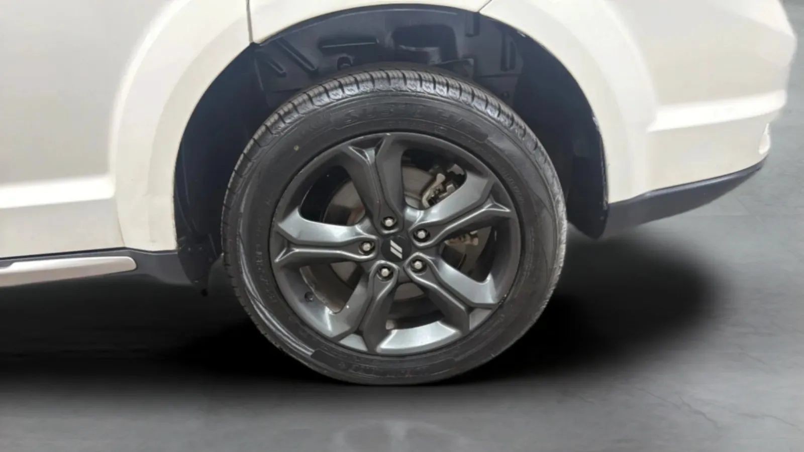 Used 2018 Dodge Journey Crossroad FWD image 28