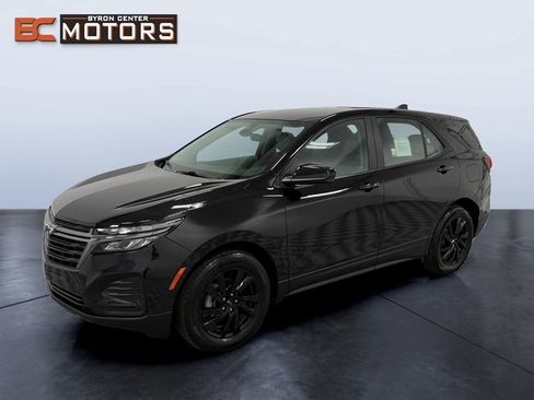 Used 2023 Chevrolet Equinox LS w/ Midnight Edition FWD image 1
