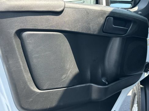 Used 2026 RAM ProMaster 2500 w/ Convenience Group FWD image 14