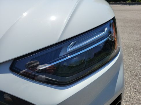 Certified 2023 Audi Q5 e Premium Plus AWD/4WD image 9