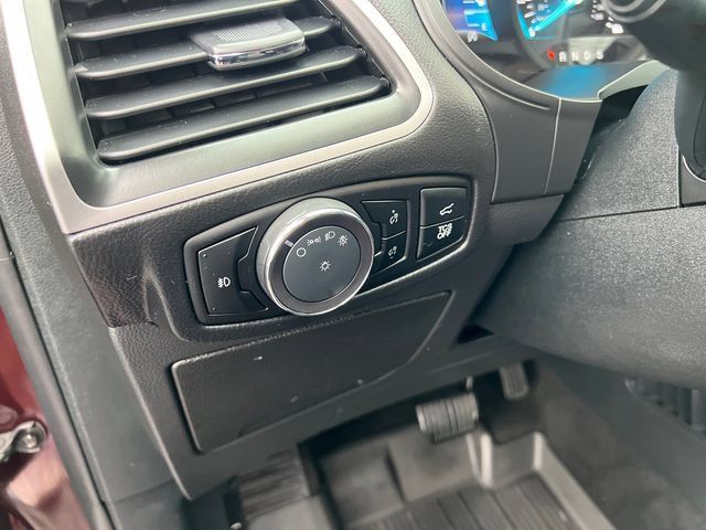 Certified 2024 Ford Edge SEL w/ Convenience Package AWD/4WD image 13