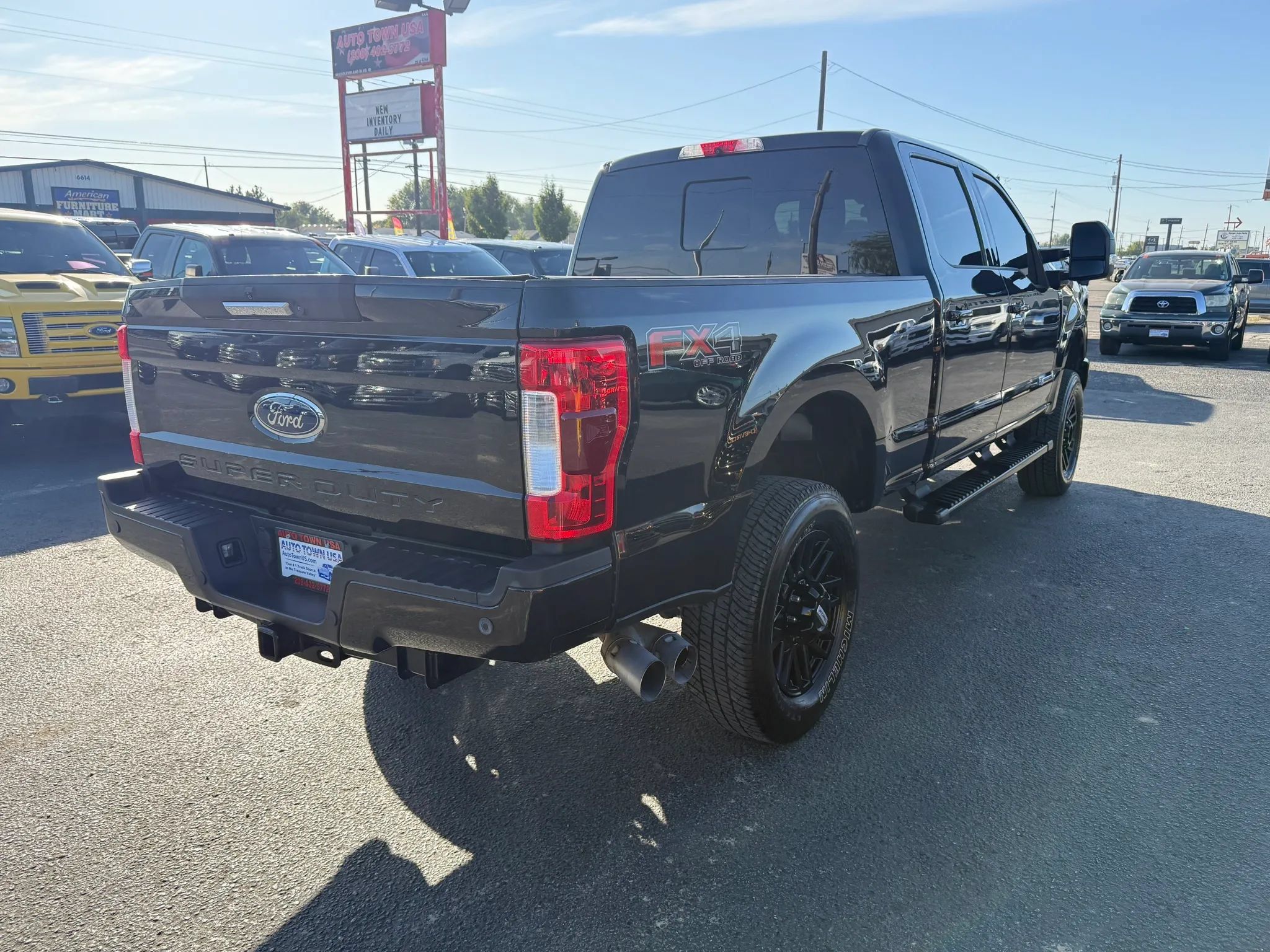 Used 2019 Ford F250 Lariat AWD/4WD image 5