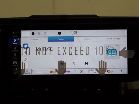 New 2026 Jeep Gladiator Sport image 27