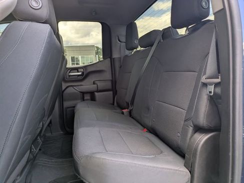 Used 2019 Chevrolet Silverado 1500 Custom Trail Boss w/ Custom Convenience Package AWD/4WD image 15