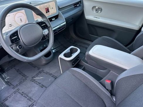 Used 2024 Hyundai Ioniq 5 SE image 10