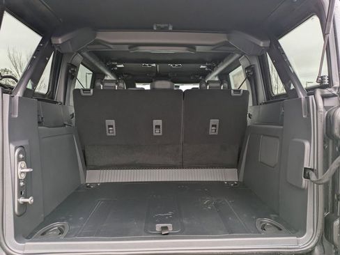 New 2025 Ford Bronco Badlands image 11