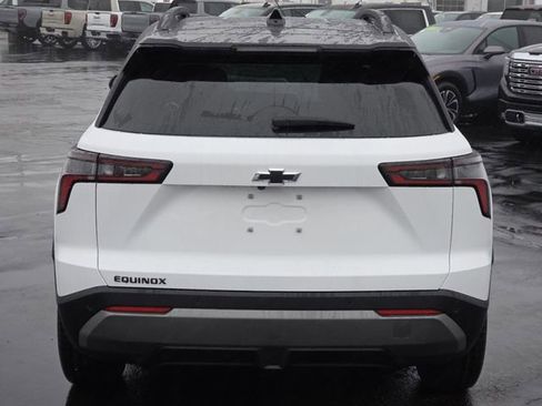 New 2026 Chevrolet Equinox LT w/ Convenience Package II image 21