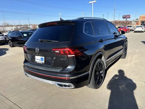 Used 2022 Volkswagen Tiguan SEL R-Line image 5