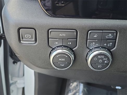 New 2025 GMC Sierra 1500 Elevation w/ Elevation Premium Package image 7