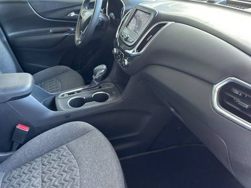 Used 2024 Chevrolet Equinox LT FWD image 18
