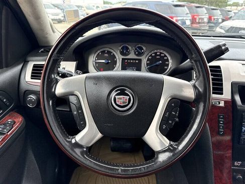 Used 2011 Cadillac Escalade AWD w/ Touring Package image 26