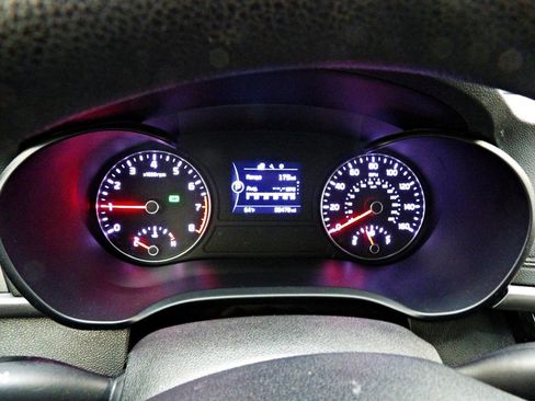 Used 2016 Kia Optima LX image 15