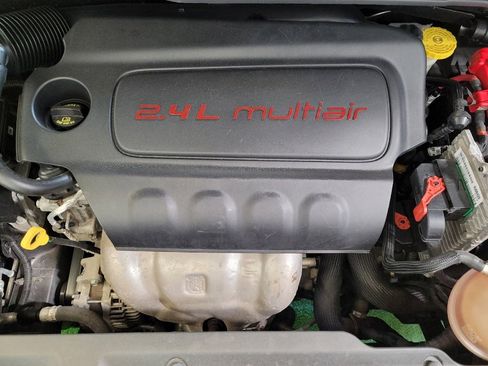 Used 2021 Jeep Compass Latitude image 30