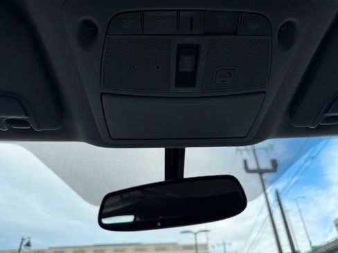 Used 2018 Nissan Murano Platinum image 23