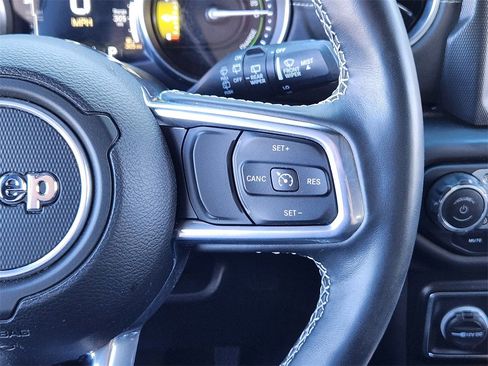 Used 2021 Jeep Wrangler Unlimited Sahara w/ Cold Weather Group image 17