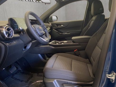 New 2026 Chevrolet Equinox LT image 12