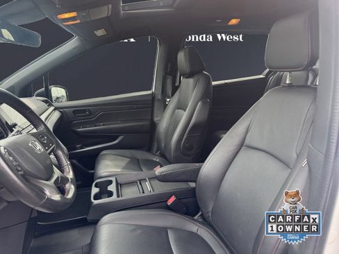 Certified 2024 Honda Odyssey Sport image 9
