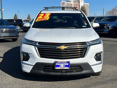 Used 2023 Chevrolet Traverse High Country image 2