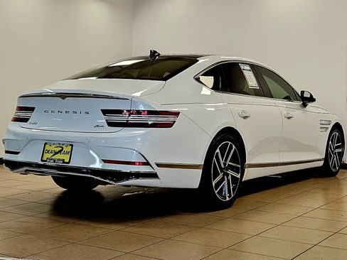 Used 2025 Genesis G80 2.5T Advanced AWD/4WD image 3