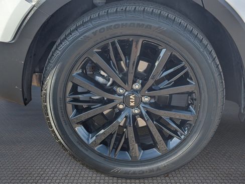 Used 2021 Kia Telluride SX image 10