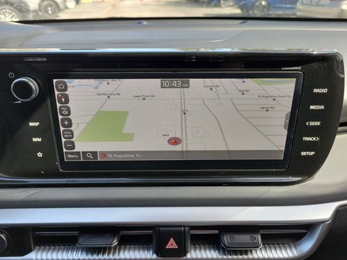 Certified 2024 Kia K5 GT-Line image 32