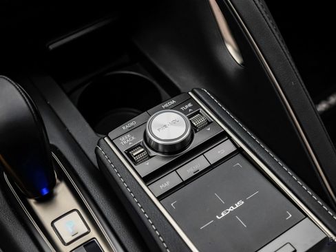 Used 2021 Lexus LC 500 Coupe w/ Performance Package RWD image 55
