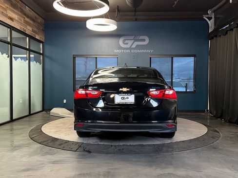 Used 2017 Chevrolet Malibu LS w/ LPO, Convenience Package 1 image 4