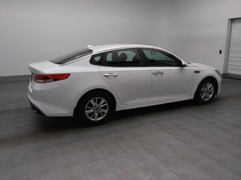 Used 2018 Kia Optima LX FWD image 10