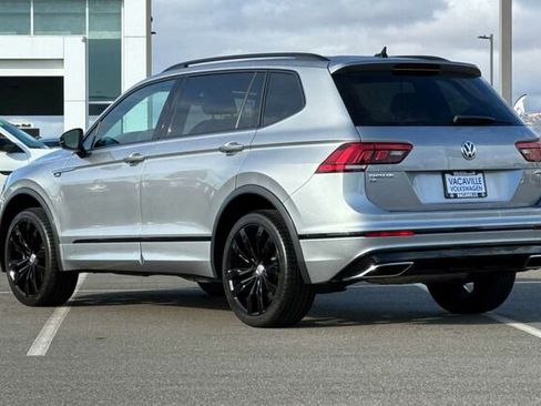 Certified 2020 Volkswagen Tiguan SE R-Line image 6