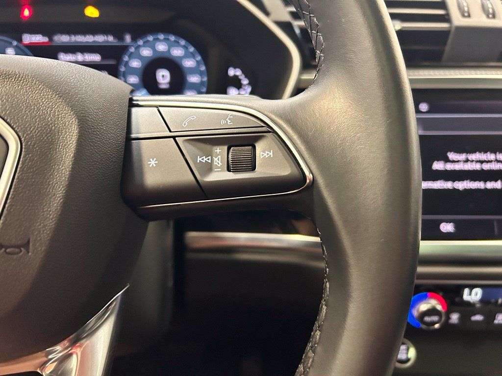 Certified 2024 Audi Q3 2.0T Premium AWD/4WD image 13