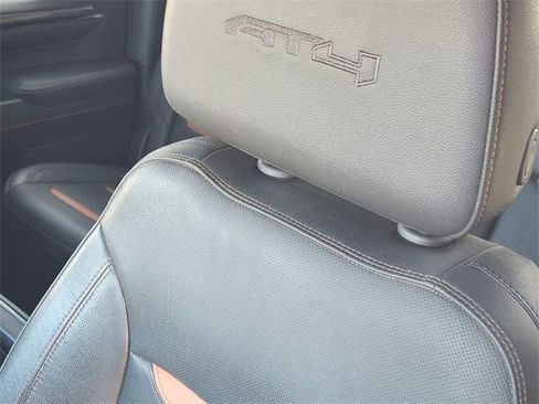 Used 2022 GMC Sierra 1500 AT4 w/ AT4 Premium Package image 15