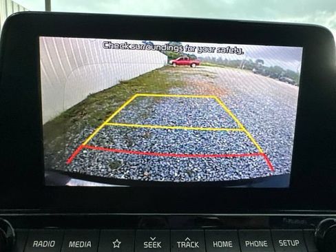 Used 2020 Kia Forte LXS FWD image 22