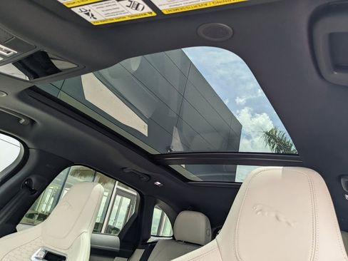 New 2026 Jaguar F-PACE R-Dynamic S AWD/4WD image 21