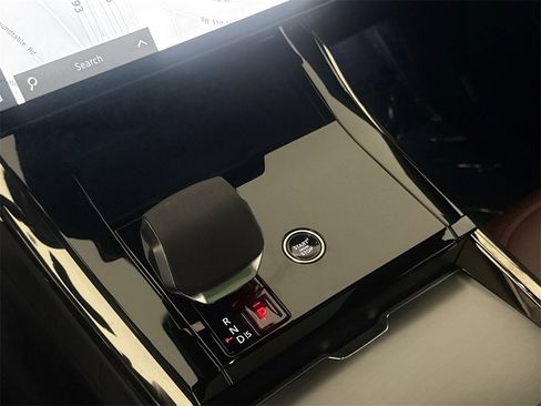 Used 2024 Land Rover Range Rover Sport Dynamic SE image 16