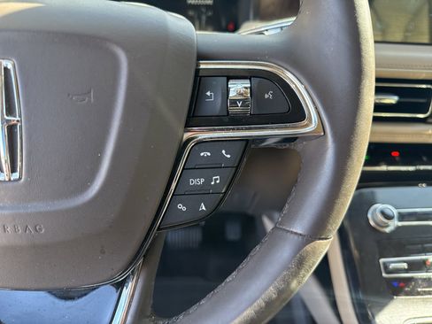 Used 2022 Lincoln Nautilus Reserve w/ Equipment Group 201A image 23