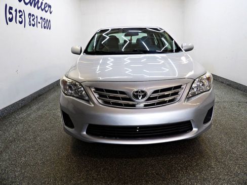 Used 2013 Toyota Corolla LE w/ Preferred Accessory Pkg #2 FWD image 4