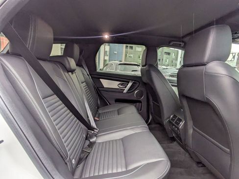 Used 2024 Land Rover Discovery Sport Dynamic SE image 19