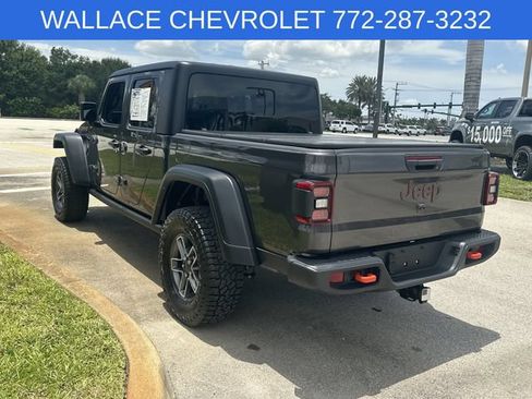 Used 2024 Jeep Gladiator Mojave w/ Convenience Group AWD/4WD image 8