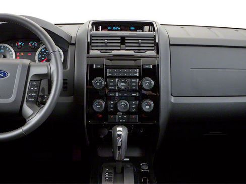Used 2010 Ford Escape XLT FWD image 20