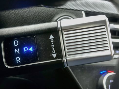 Used 2025 Hyundai Sonata SEL FWD image 25