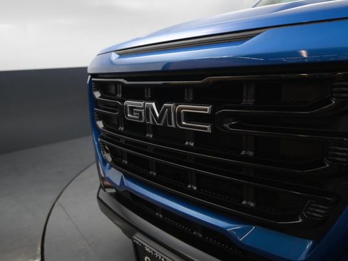 Used 2021 GMC Canyon Elevation w/ Driver Alert Package image 9