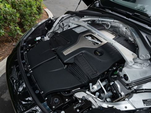 Used 2025 Aston Martin DBX 707 AWD/4WD image 11