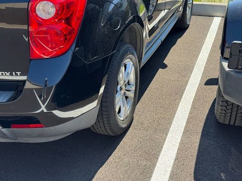 Used 2010 Chevrolet Equinox LT image 14