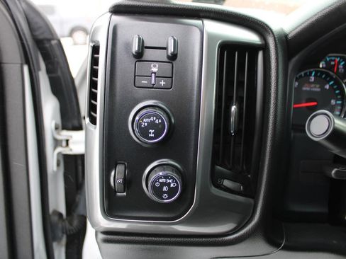 Used 2017 Chevrolet Silverado 1500 LT w/ Redline Edition image 25