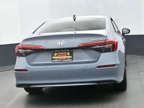 Used 2024 Honda Civic Touring image 8